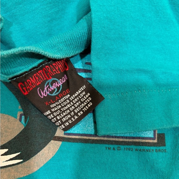 Vintage 1994 George Town Hoyas x Sylvester T-Shirt - Picture 3 of 3